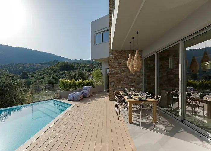 K * スキアトスタウン