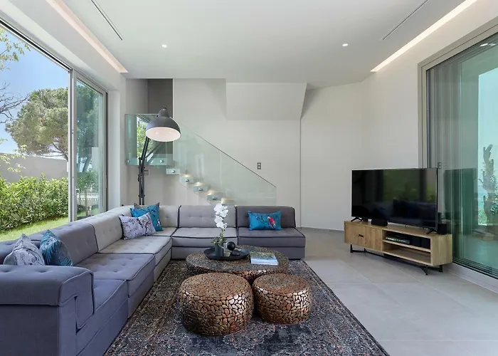 Villa K Skiathos Town