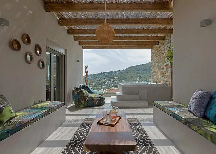 Villa K Skiathos Town